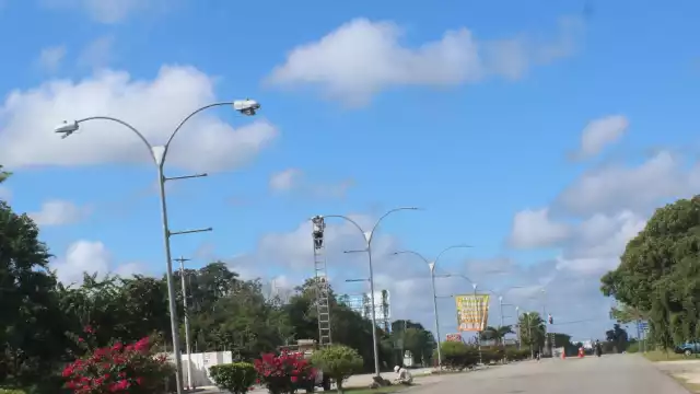 Servicios Públicos alista la avenida U Belil Lak´ín en vísperas de la “Expo Feria