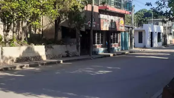La mujer no se percató en qué momento los amantes de lo ajeno se metieron a robarle La mujer no se percató en qué momento los amantes de lo ajeno se metieron a robarle
