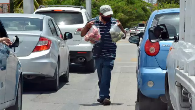 Yucatecos no tienen seguro social y un ingreso suficiente