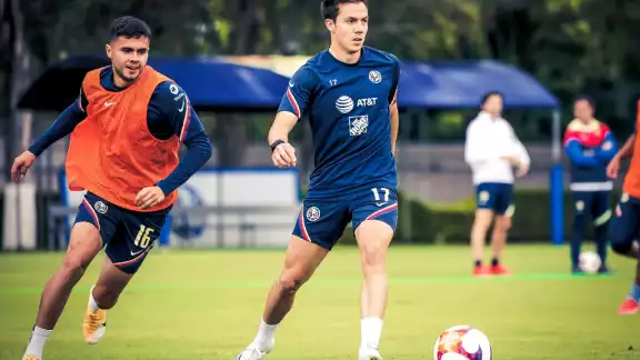 América se enfrentará contra el Pachuca este domingo en el Estadio Azteca América se enfrentará contra el Pachuca este domingo en el Estadio Azteca