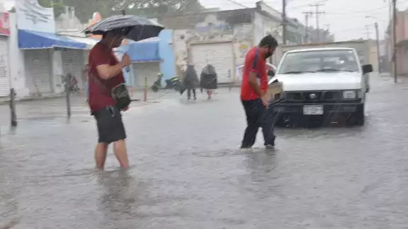 Se aproximarán tormentas con mucha lluvia, según el experto de la UADY Se aproximarán tormentas con mucha lluvia, según el experto de la UADY