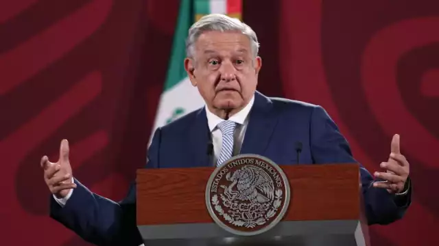 López Obrador confirma renuncia de fiscal de caso Ayotzinapa;