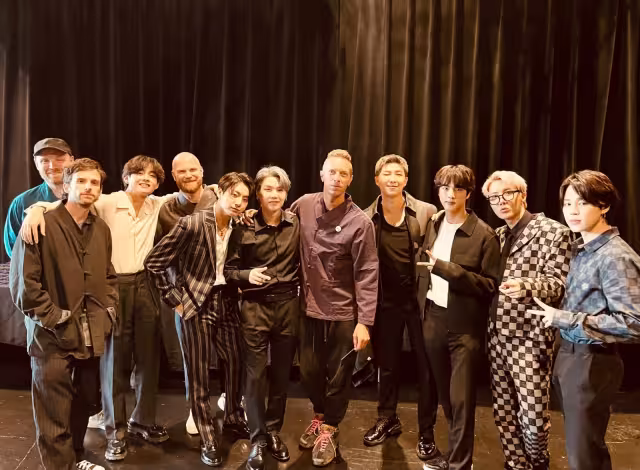 Coldplay y BTS lanzan colaboración musical con “My Universe