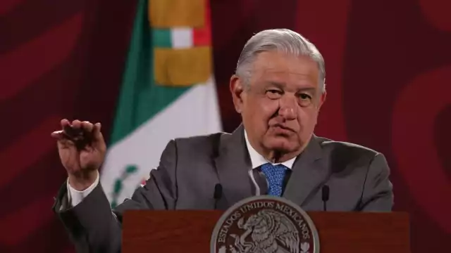 AMLO  lamentó la muerte del exdiputado Pedro Carrizales "El Mijis" y dijo que habrá una investigación a fondo.