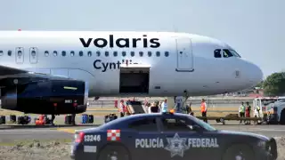 Profeco coloca sellos de suspensión a Volaris y Viva Aerobús por cobrar equipaje de mano