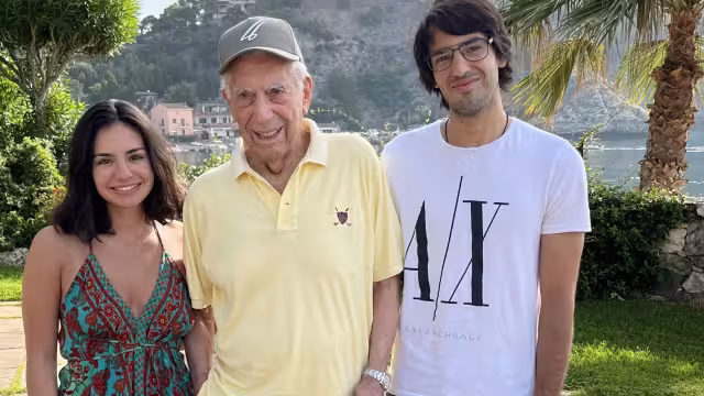 Mario Vargas Llosa tiene 87 y se contagió por tercera vez de COVID-19