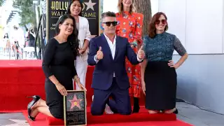 Yalitza fue la encargada de brindar unas palabras en el podio dirigidas al cantante ganador del Grammy