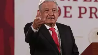 El mandatario descartó que México vaya a salir del TMEC