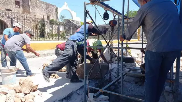 El Instituto Nacional de Antropología e Historia hasta el momento halló una base de piedra y un pasadizo