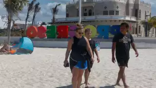 Cuando decidieron regresar a su país, al poco tiempo se desataron los combates, por lo que prefirieron establecerse en Mérida