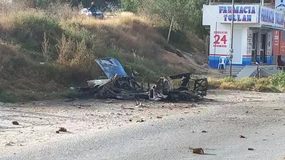 Van 13 detenidos por fuga de reos en penal de Tula
Van 13 detenidos por fuga de reos en penal de Tula