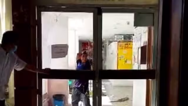 Un hombre causó destrozos en el Centro de Salud Doctor Eduardo R. Boldo Gómez