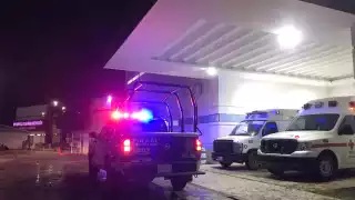 El hospital fue acordonado por autoridades para proteger a la persona herida