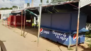 Los vecinos mencionaron que tales puestos pueden ser reubicados dentro del Mercado Municipal