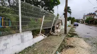 En la limpieza de escuelas en Quintana Roo participan maestros, padres de familia, empresarios y autoridades municipales y estatales
