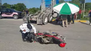   Trasladan a la capital de Campeche a motociclista  grave tras accidente en Escárcega    