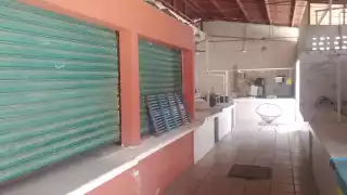 Comerciantes abandonan el mercado de Sabancuy ante falta de clientes