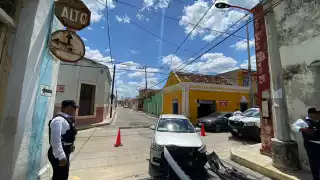 La conductora fingió sentirse mal tras chocar contra un auto