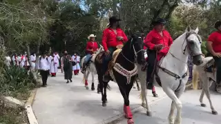 La Catedral de Cancún inició la representación del Viacrucis viviente en las inmediaciones del recinto religioso en la zona urbana de la ciudad