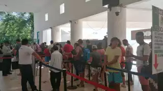 A pesar del nuevo aumento en tarifas, turistas locales, nacionales y extranjeros continúan visitando las zonas arqueológicas del estado