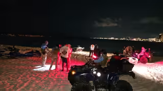 Embisten motos acuáticas a siete bañistas en playa Gaviota Azul de Cancún