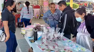 El tianguis se lleva a cabo este miércoles hasta el viernes, en horario de 9:00 de la mañana a 9:00 de la noche
