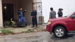 Los policías intentaban solucionar el conflicto