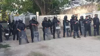 Más de 15 elementos de la SSP cerraron las casillas para evitar el lincha,miento de dos jóvenes