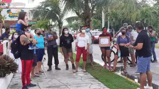 Ciudadanos se manifiestan en contra del Cuarto Muelle para Cruceros en Cozumel