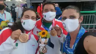 Ana Guevara felicitó a Luis Álvarez y Alejandra Valencia por su medalla en Tokio 2020