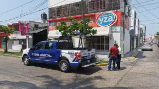 Fiscalía investiga robo en farmacia de la Colonia Obrera en Ciudad del Carmen