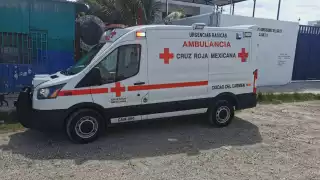 Paramédicos atendieron a la mujer de 60 años