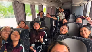 Alumnas de la ENLEP de Hecelchakán se van al Mundial
