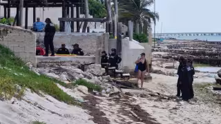 Mujer fue salvada de morir ahogada en una playa de Progreso