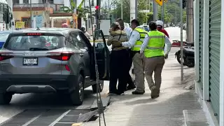  Adulta mayor resulta lesionada al caerse por el mal estado de las calles en Campeche 