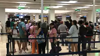 Las llegadas sumaron 300 y las salidas 296