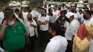 La detención de las cuatro personas es por su supuesta participación de vender drogas