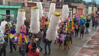 Los participantes partieron del parque Los Almendros, donde se ubica el local que cobija a los peregrinos