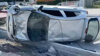El conductor fue trasladado a una clínica particular de Cancún
