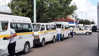 Choferes de transporte público de Chetumal paran labores; presionan para aumento de tarifas