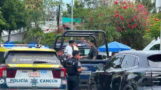 Detienen a sujetos extranjeros señalados de agredir brutalmente a dos mexicanos en Cancún