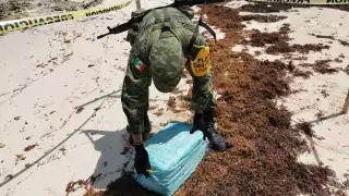 Paquetes de droga recalan de manera constante en las playas de Cozumel en Quintana Roo
