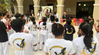 Jóvenes disfrutaron de una sesión de capoeira en Progreso
