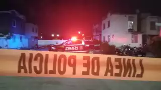 Los elementos de la Policía Quintana Roo acordonaron la zona del asesinato en el fraccionamiento Villas Otoch Paraíso de Cancún