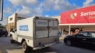 Atacan a balazos a un hombre al interior de un supermercado en la Supermanzana 107 de Cancún