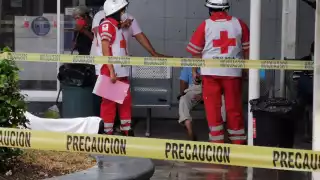 Policía Estatal llegaron a la zona donde había ocurrido el deceso y acordonaron el área para evitar que curiosos se acercaran