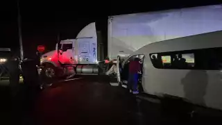 La Van de turismo venía de Playa del Carmen