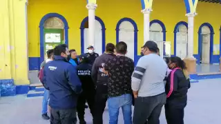 Los exagentes acudieron por su liquidación