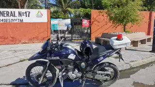 Tras colgar la llamada de extorsión, el director llamó a las autoridades para denunciar la amenaza