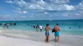 Turistas tanto nacionales como internacionales coincidieron en que esta es una mejor época para venir a Cancún